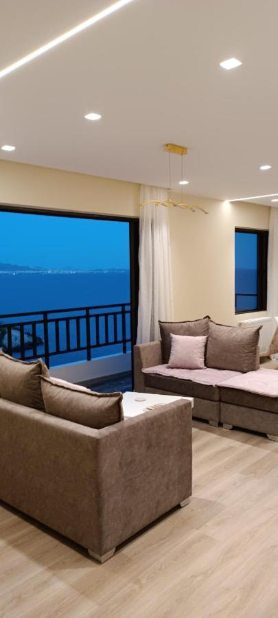 Blue Seaview Suites 피레아스 외부 사진